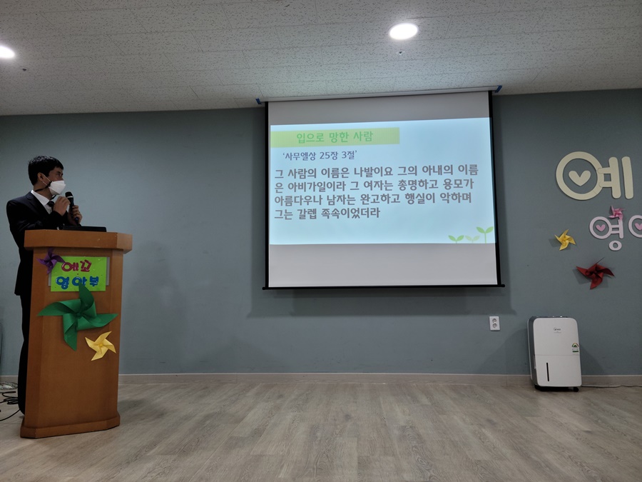 사진편집KakaoTalk_20220719_143601347_217월17일사진.jpg