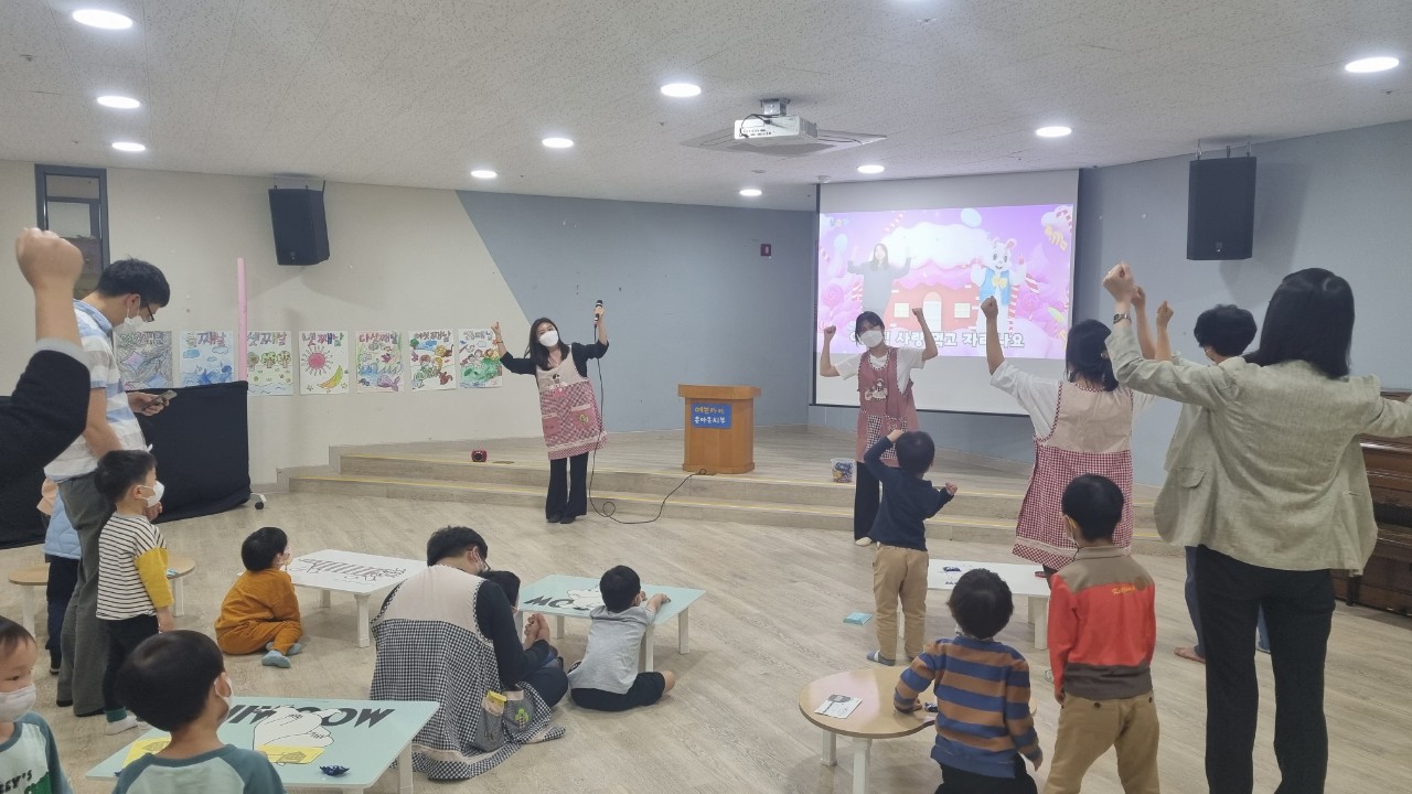 예쁜아이 부모밴드 다운공동체-2022.05.15-40997429899.jpg